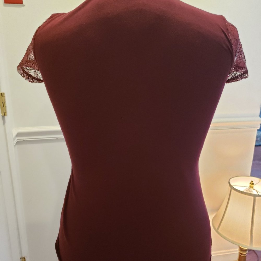 Deep red lace short sleeve top - Picture 3 of 4